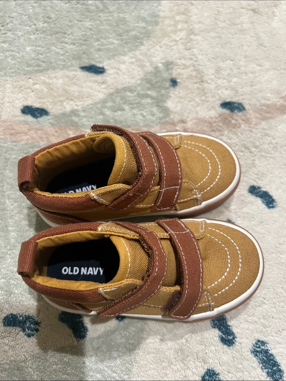 Barely Worn! Toddler Canvas Double-Strap Sneakers, Size: 7M